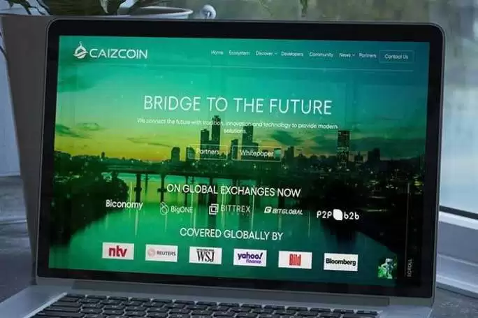 Caiz Coin web sitesi projesini anlatan liste görseli, fotoğrafta yeşil bir görüntü filtresi uygulanmış, uzayda dünya ve güneşin kadrajda kaldığı bir görüntü vardır.