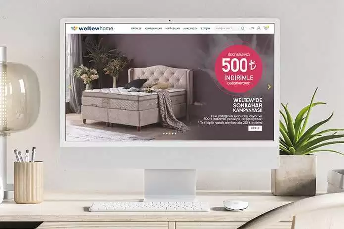 Weltew mobilya web sitesi projesini anlatan liste görseli, fotoğrafta  1 adet 2 kişilik koltuk, 1 adet berjer den oluşan weltew üretimi oturma odası bulunmaktadır.