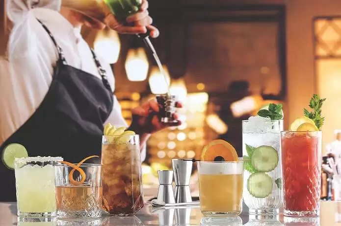 Lav Horeca'ya ait bir görsel, görselde LAV üretimi bardaklar var.